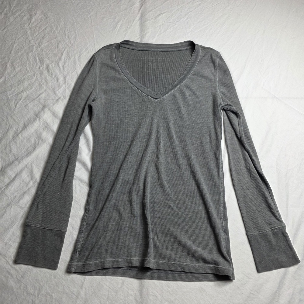 aeropostale women's shirt y2k vneck shirt raw edge gray XL